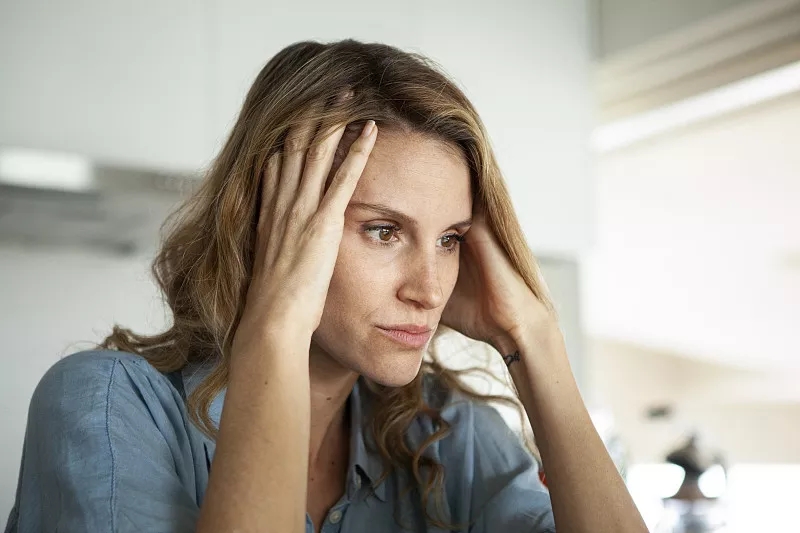 兩例臨床報告:干細胞移植可減輕卵巢早衰女性的更年期癥狀