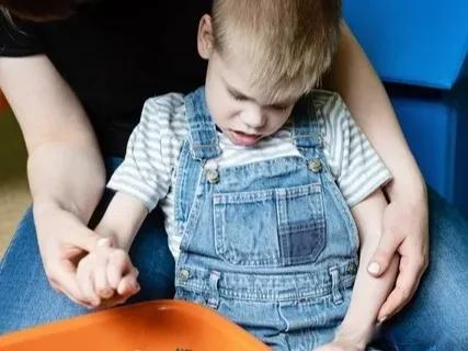 干細胞可以治療腦癱嗎？醫學(xué)前沿為您解讀